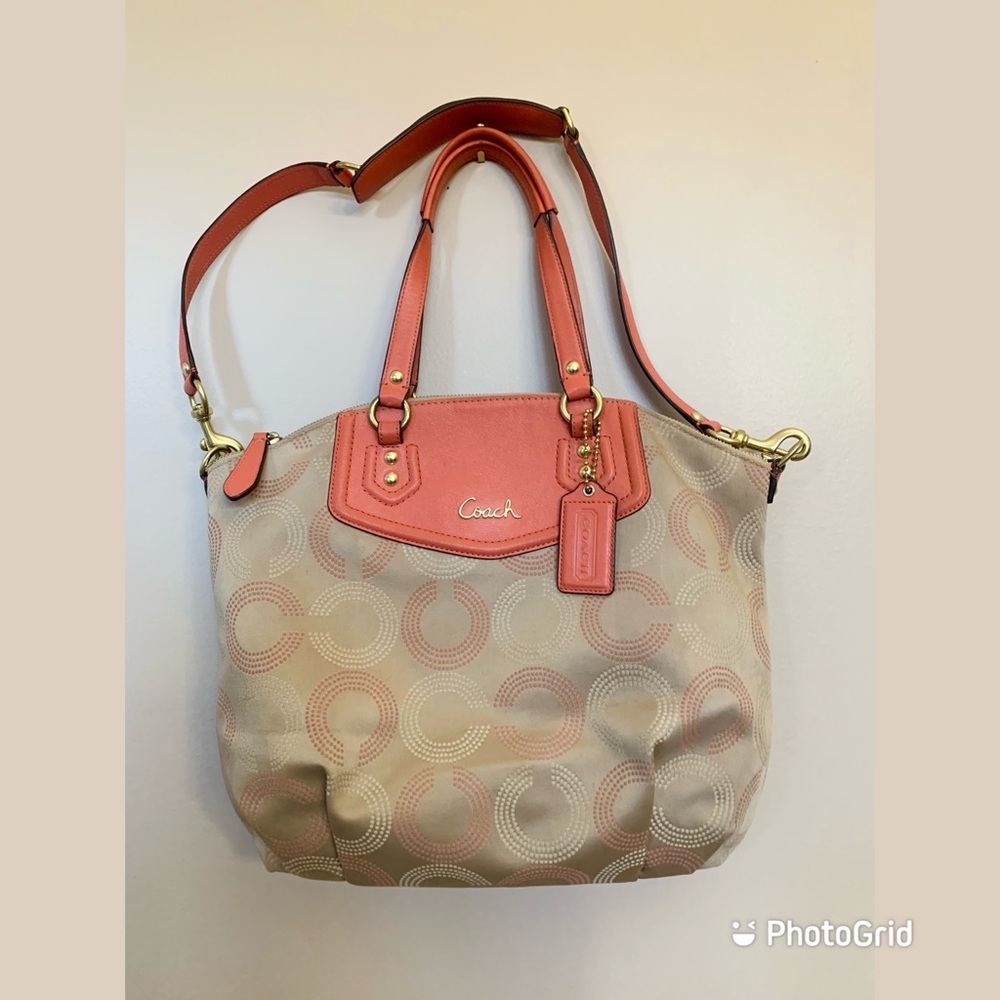 HTF Spring or Summer Coach Purse